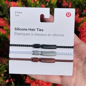 NWT Lululemon Silicone Hair Ties